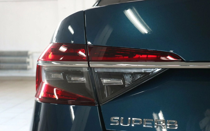 Skoda Superb cena 139900 przebieg: 30673, rok produkcji 2022 z Olsztyn małe 301